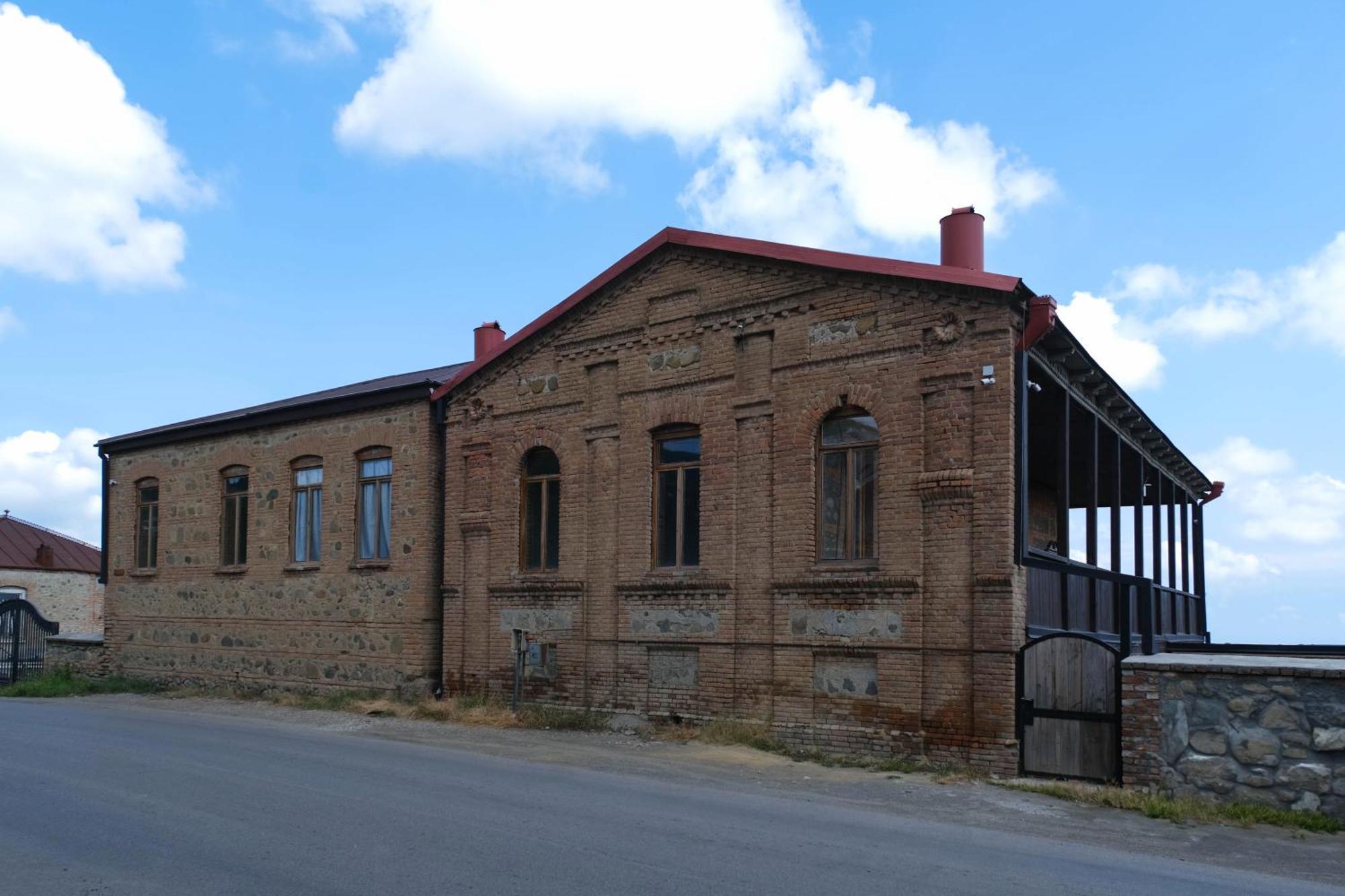 Hostal Kardanakhi Estate Anaga Exterior foto